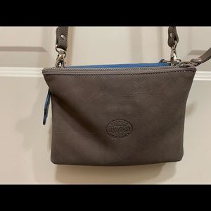 Roots purse